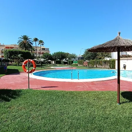 Family With Pool Апартаменты *